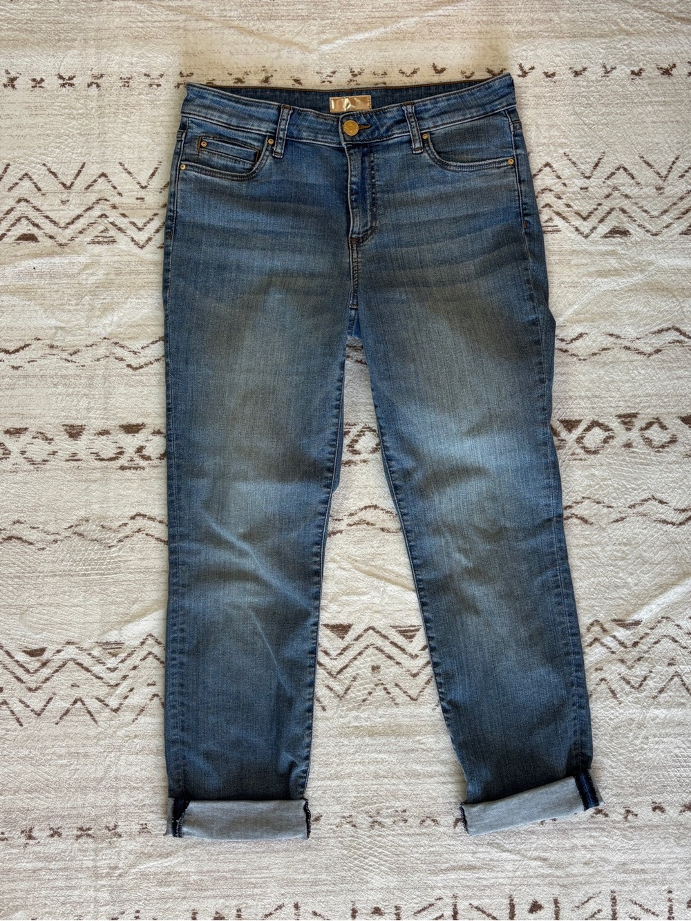 KUT from the Kloth Catherine Boyfriend Jeans Size 8 Medium Wash Stretch Denim